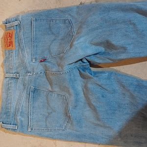 Levis- Straight Leg Shaping Jeans/29